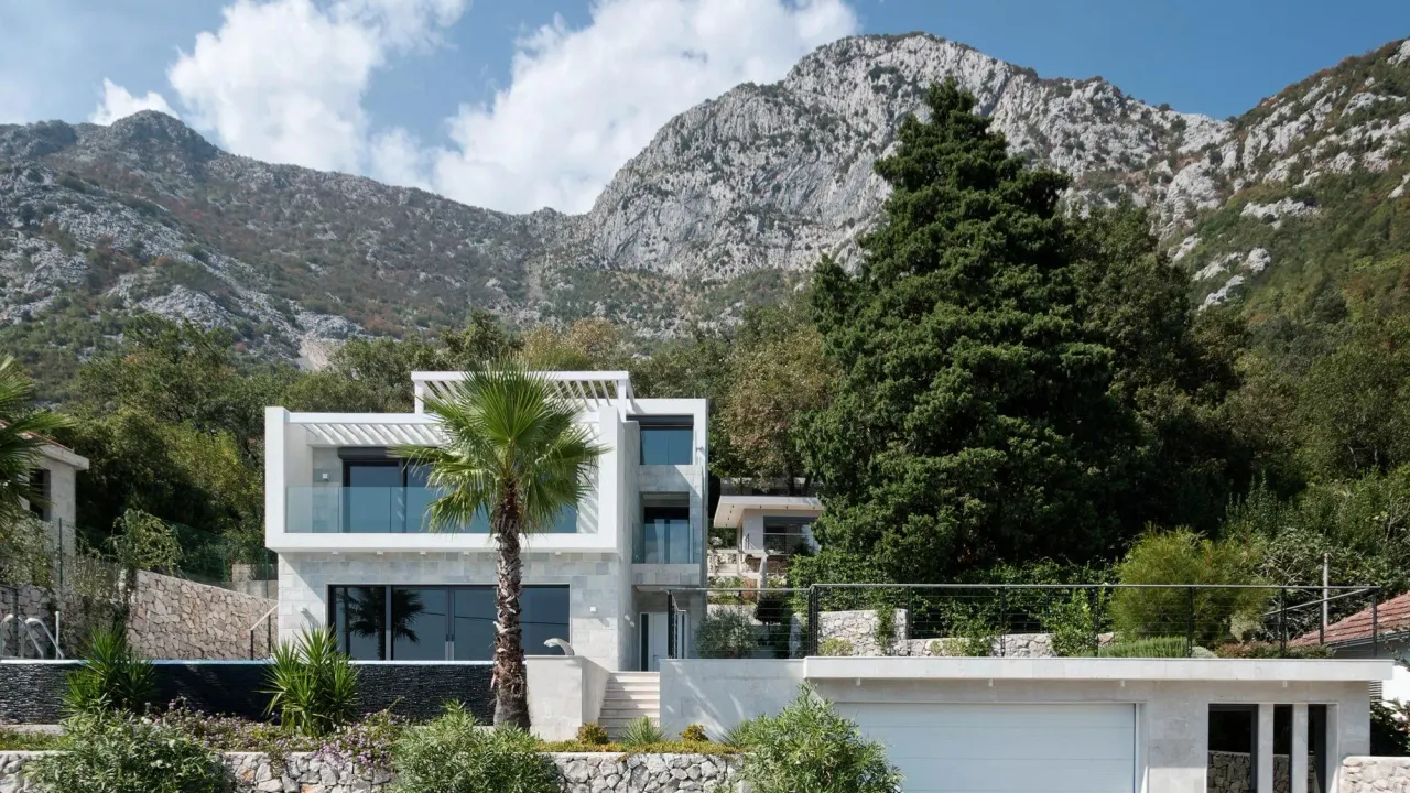 Sale, house, 669m², Strp, Kotor