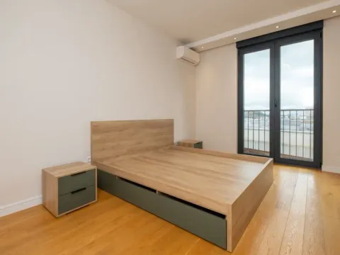 Izdavanje, trosoban stan, 127m², Preko Morače, Podgorica - image 11