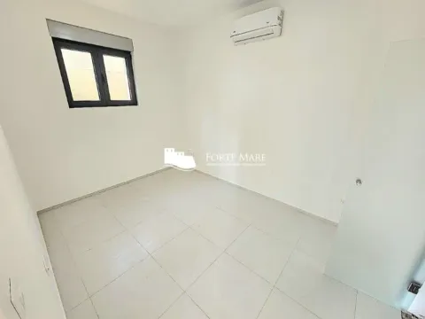 Prodaja, kuća, 304m², Blizikuće, Budva - image 5