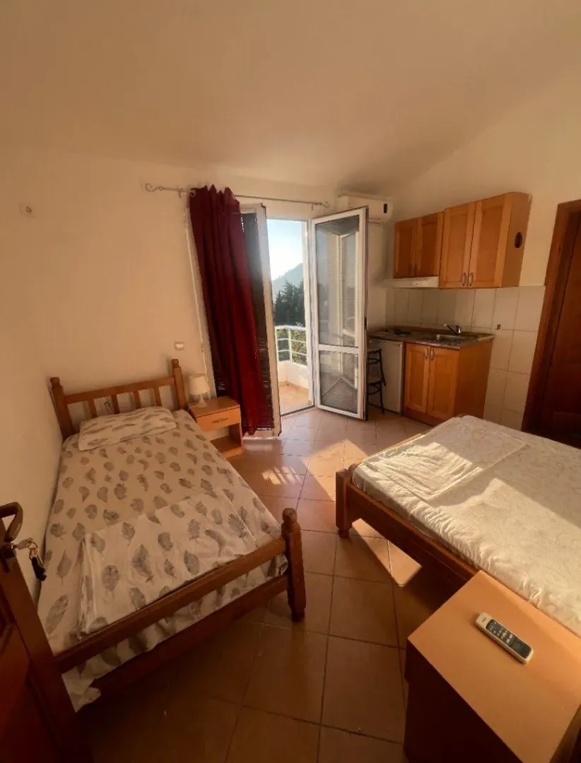 Sale, house, 220m², Sutomore, Bar