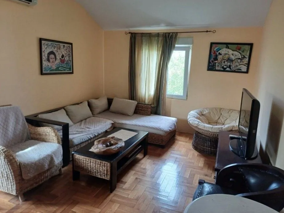Prodaja, jednosoban stan, 46m², Tološi, Podgorica