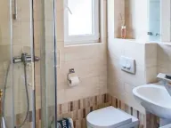 Rent, one bedroom apartment, 42m², Donja Lastva, Tivat - image 13