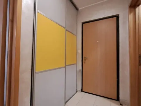 Prodaja, dvosoban stan, 70m², Stari Aerodrom, Podgorica - image 9