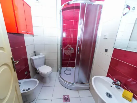 Izdavanje, dvosoban stan, 70m², Zabjelo, Podgorica - image 6