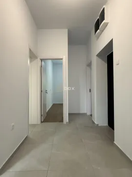 Prodaja, trosoban stan, 71m², Pantelej, Niš - image 7