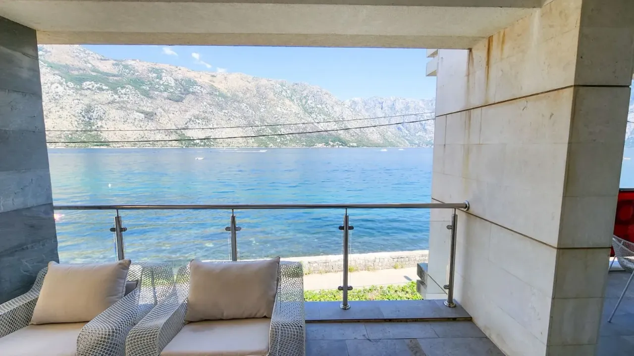 Prodaja, stan, 105m², Kotor, Crna Gora