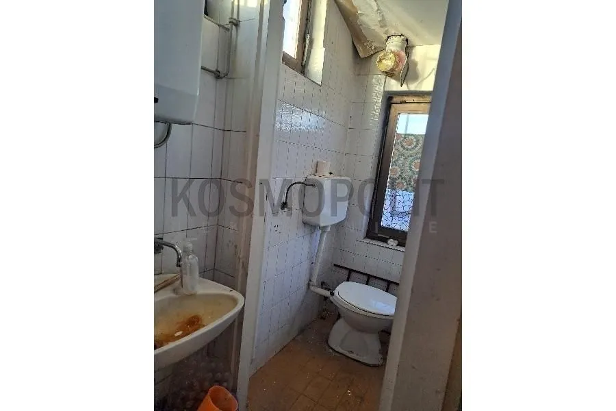 Rent, office space, 64m², Voždovac Sve Podlokacije, Beograd
