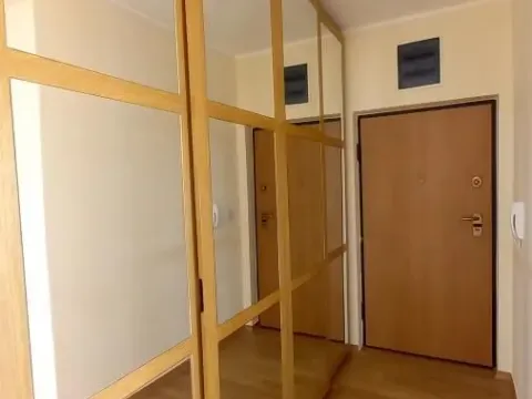 Izdavanje, četvorosoban stan, 115m², Savski Venac, Beograd - image 7