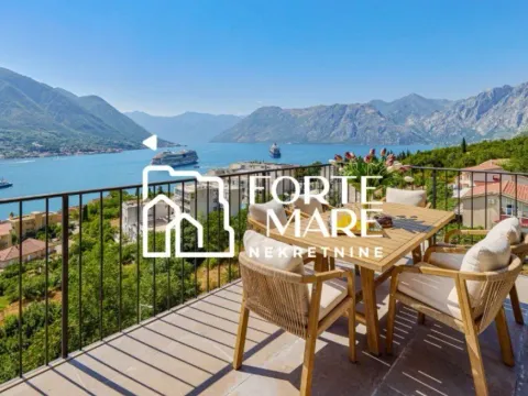 Prodaja, trosoban stan, 158m², Dobrota, Kotor - image 4