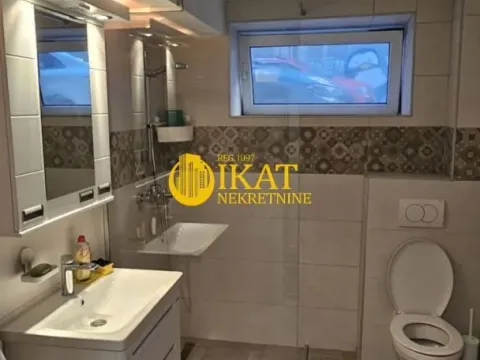 Rent, two bedroom apartment, 49m², Stari Grad, Beograd - image 6