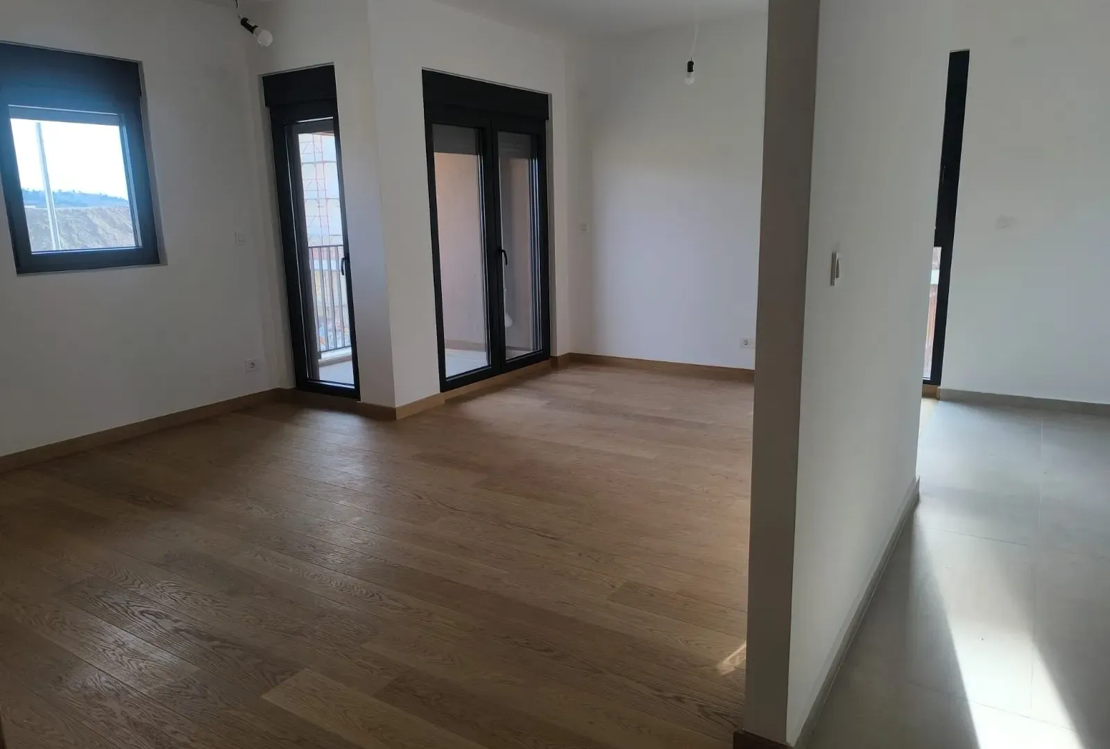 Rent, two bedroom apartment, 72m², City Kvart, Podgorica