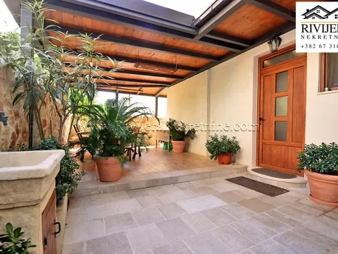 Sale, two bedroom apartment, 138m², Savina, Herceg Novi - image 20