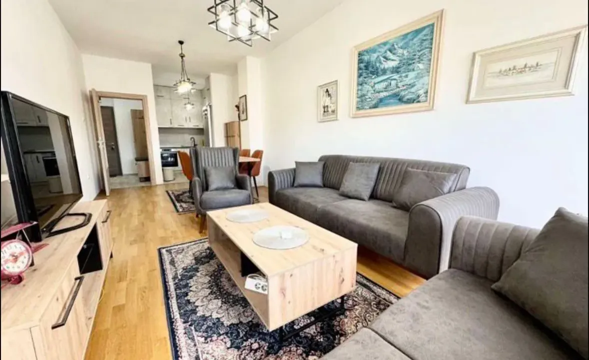 Izdavanje, dvosoban stan, 75m², Ljubović, Podgorica