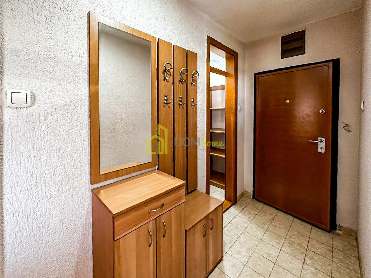 Prodaja, trosoban stan, 105m², Blok 6, Podgorica