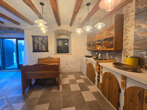 Prodaja, kuća, 180m², Kamenari, Herceg Novi - image 18