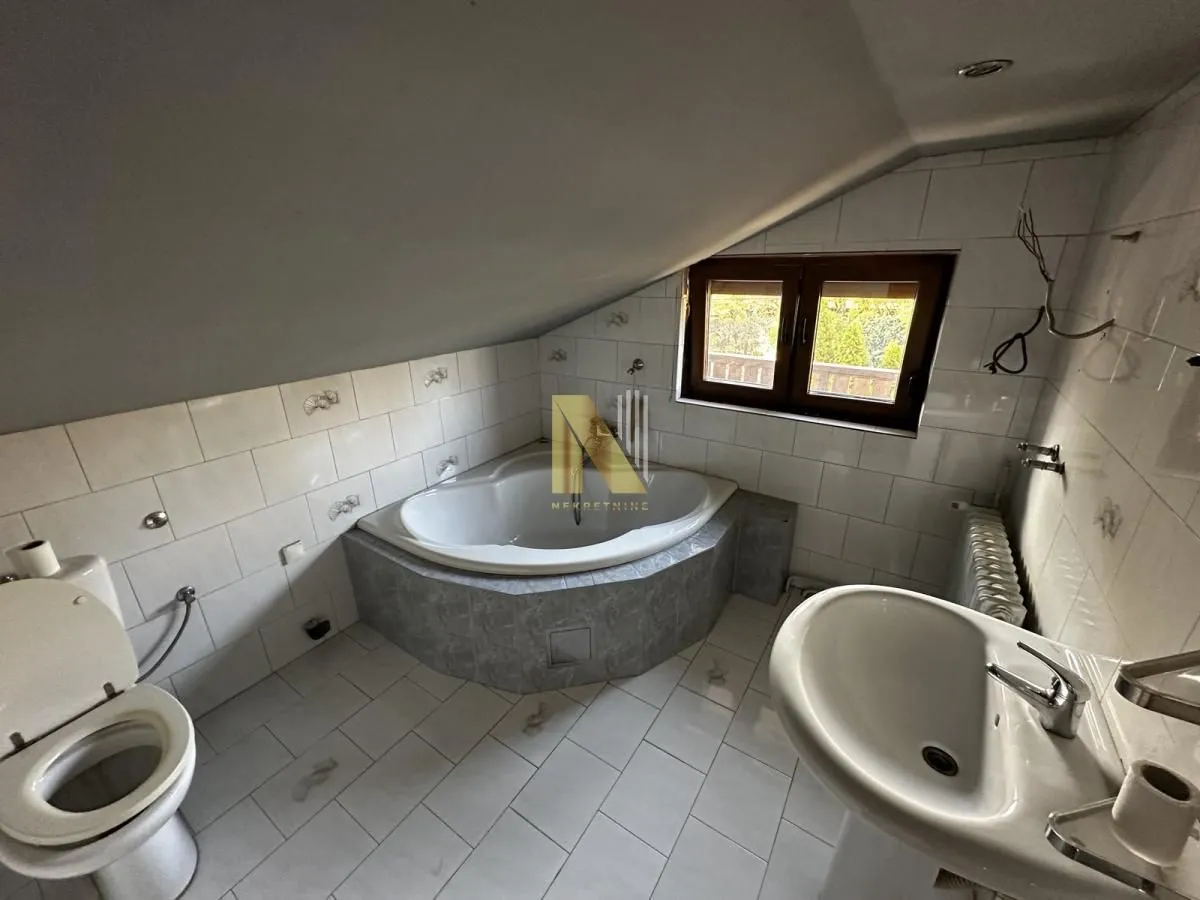 Prodaja, kuća, 300m², Veternik, Novi Sad Sve Podlokacije