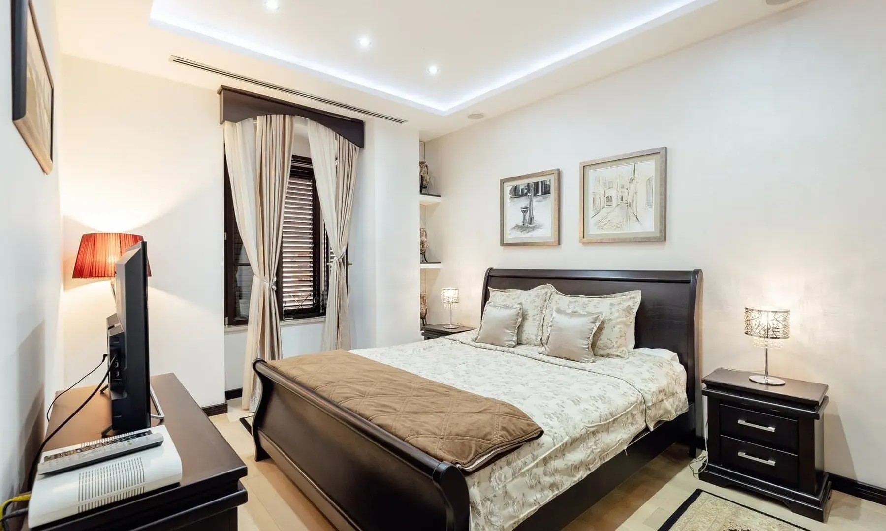 Prodaja, dvosoban stan, 117m², Stari Grad Kotor, Kotor