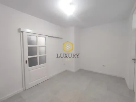 Izdavanje, dvosoban stan, 50m², Preko Morače, Podgorica - image 3