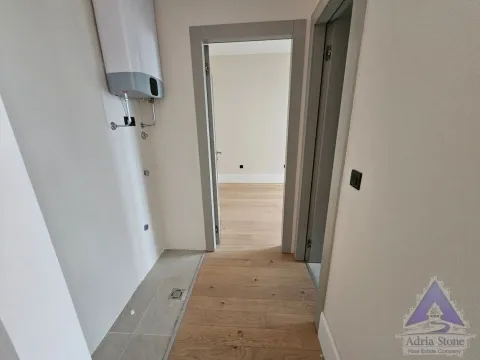 Sale, one bedroom apartment, 71m², Rafailovići, Budva - image 15