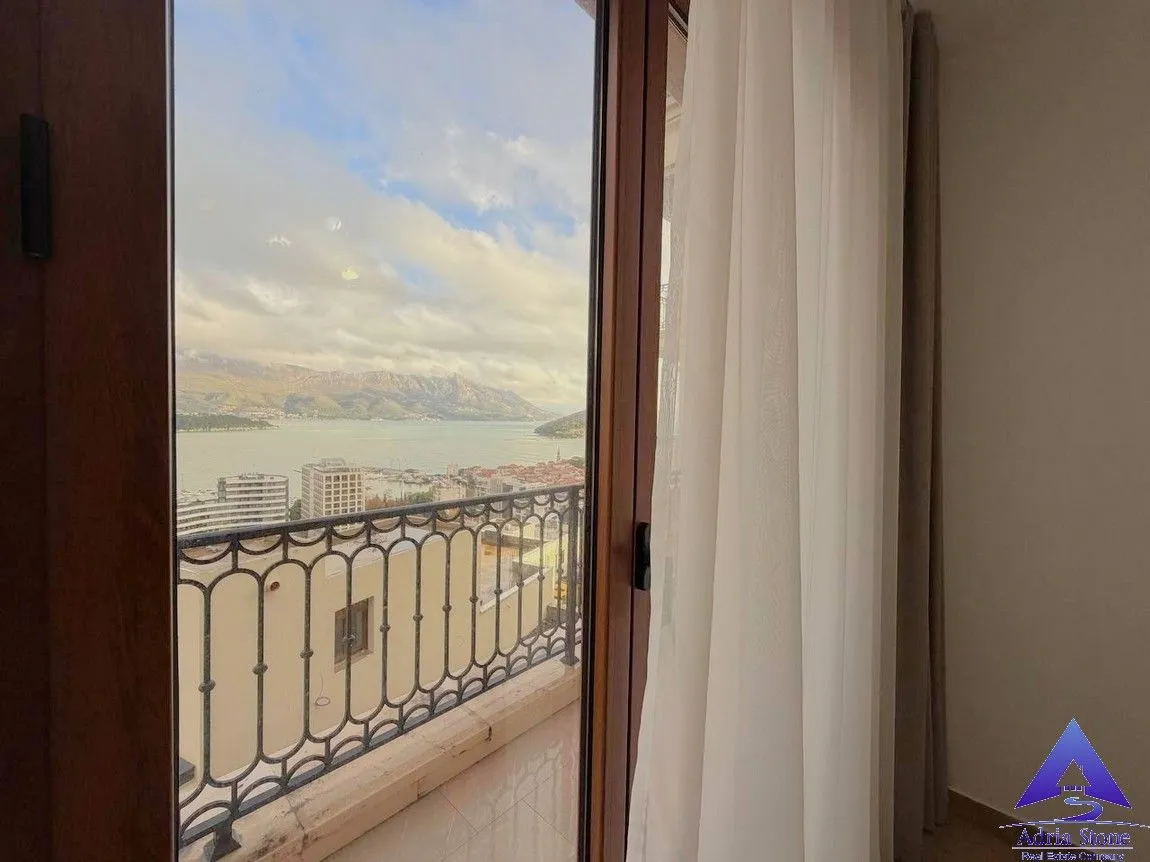 Sale, two bedroom apartment, 54m², Komoševina, Budva