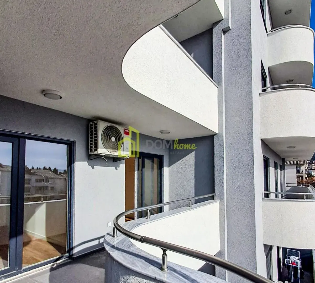 Izdavanje, dvosoban stan, 76m², Bar, Crna Gora