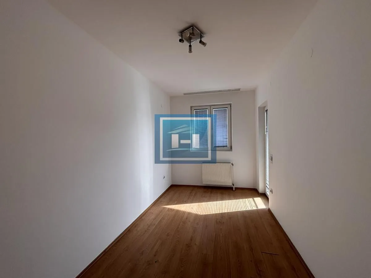 Prodaja, dvosoban stan, 63m², Centar, Jagodina