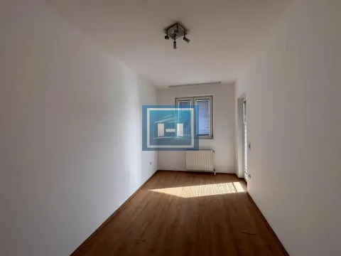 Prodaja, dvosoban stan, 63m², Centar, Jagodina - image 11