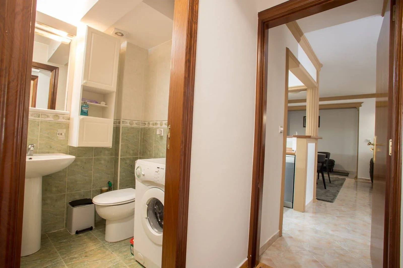 Prodaja, dvosoban stan, 67m², Centar, Budva