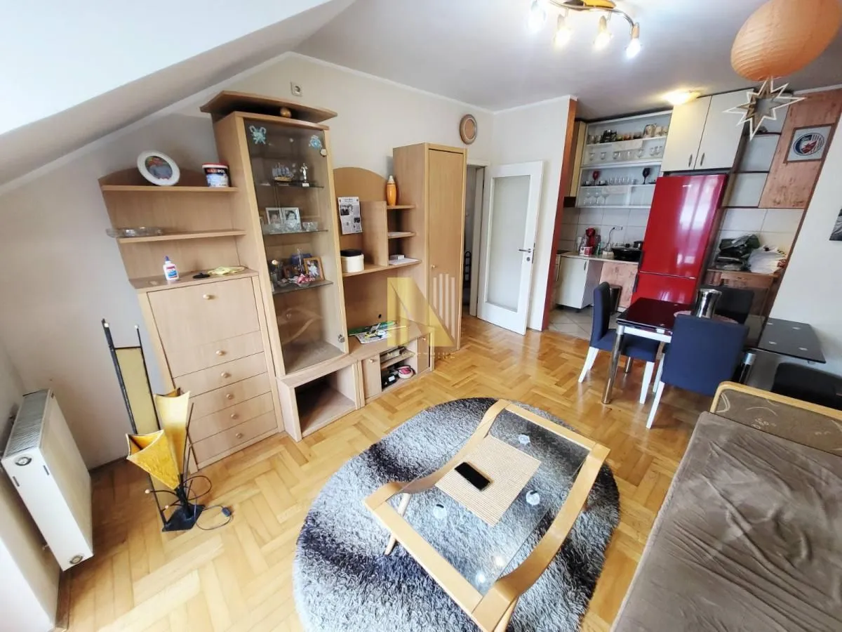 Prodaja, dvosoban stan, 55m², Nova Detelinara, Novi Sad Sve Podlokacije