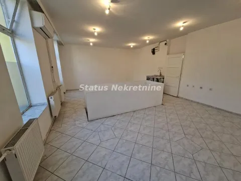 Poslovni prostor in Rotkvarija