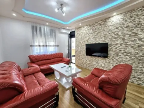 Rent, one bedroom apartment, 50m², City Kvart, Podgorica - image 1