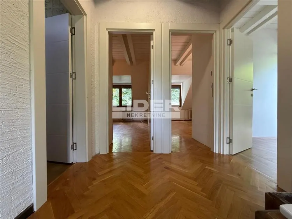 Izdavanje, kuća, 150m², Savski Venac, Beograd