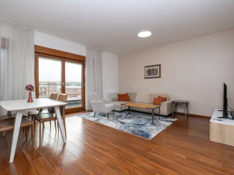 Izdavanje, četvorosoban stan, 127m², Master Kvart, Podgorica - image 13