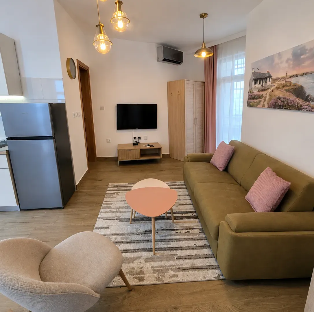 Rent, studio apartment, 25m², Momišići, Podgorica