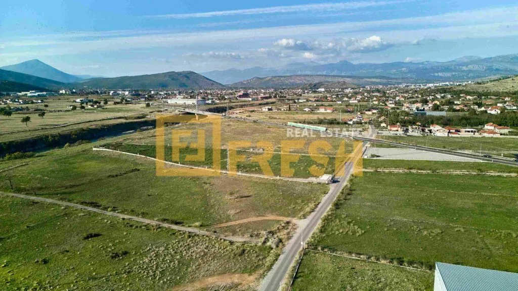 Prodaja, plac, 9300m², Ostalo, Podgorica