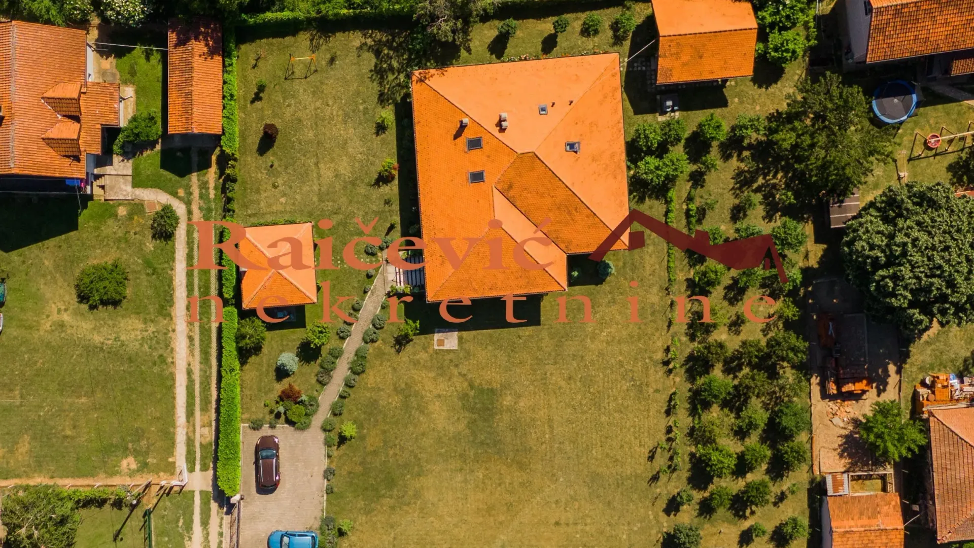 Prodaja, kuća, 257m², Sopot, Beograd