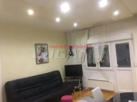 Prodaja, trosoban stan, 54m², Novi Beograd Sve Podlokacije, Beograd