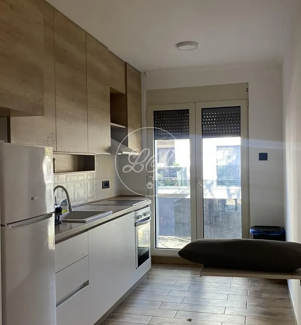 Prodaja, stan, 477m², Centar, Pančevo