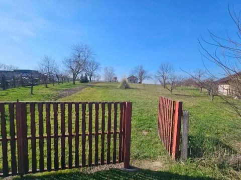 Prodaja, plac, 2106m², Banoštor, Beočin - image 2