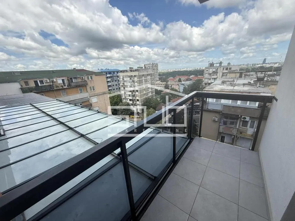 Rent, four bedroom apartment, 172m², Čukarica, Beograd