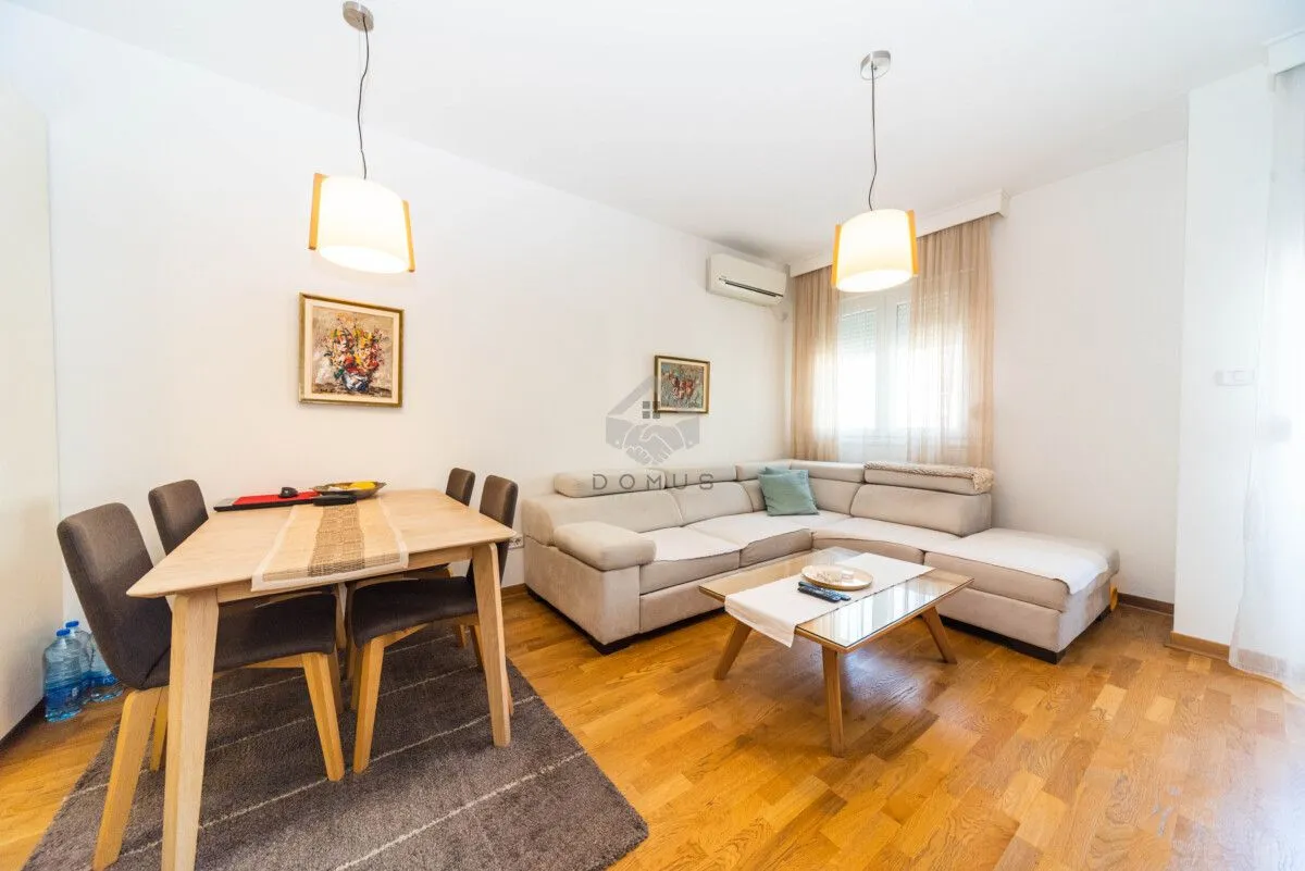 Izdavanje, jednosoban stan, 47m², City Kvart, Podgorica