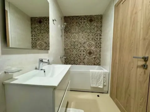 Izdavanje, dvosoban stan, 69m², Master Kvart, Podgorica - image 4