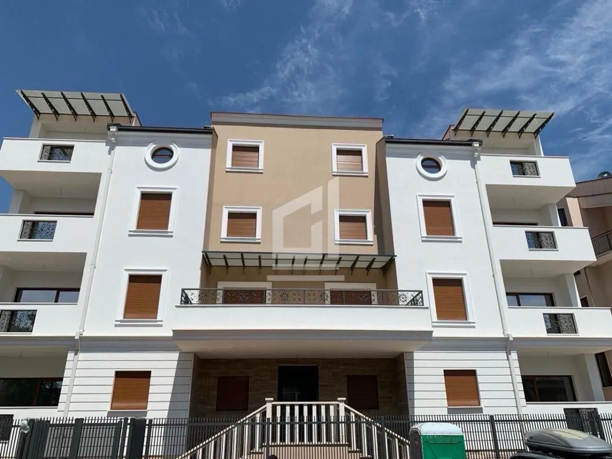 Prodaja, četvorosoban stan, 164m², Gorica C, Podgorica