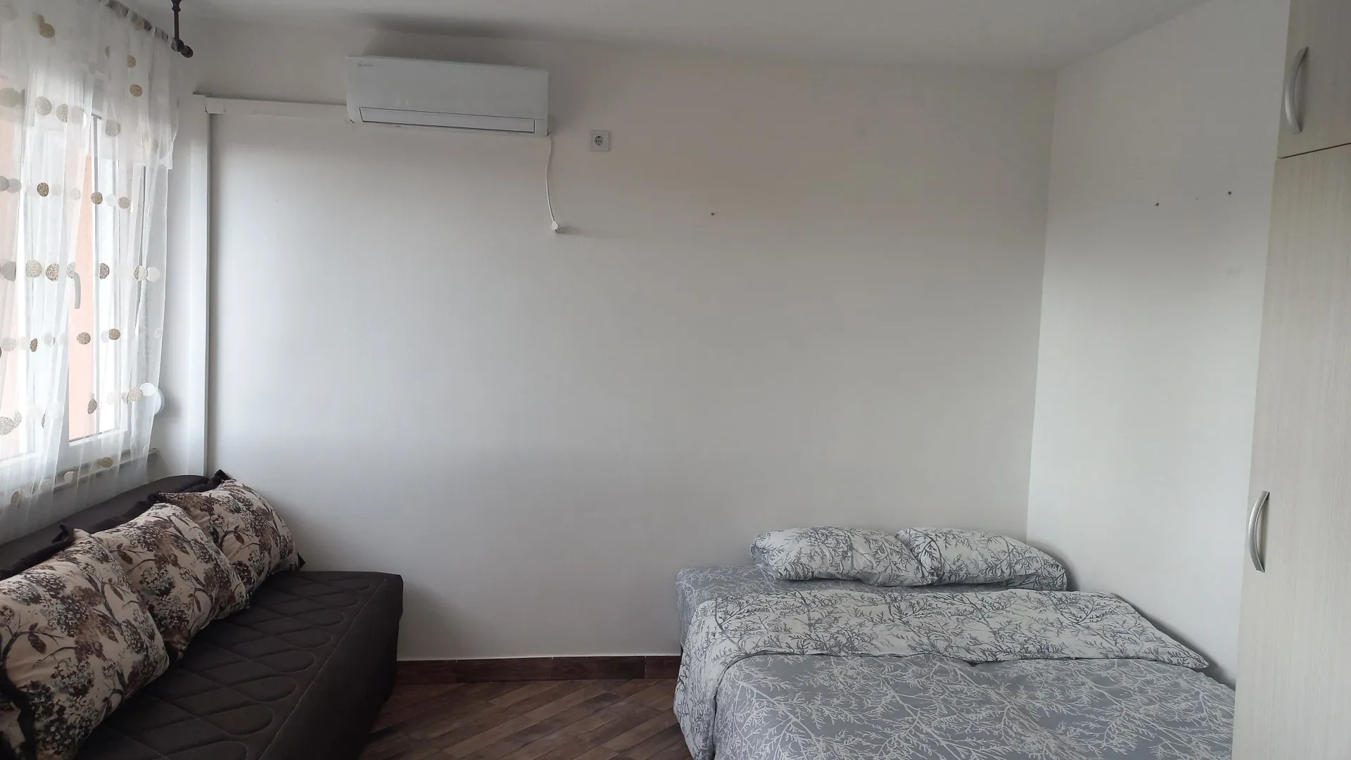 Stan-na-dan, garsonjera, 30m², Centar, Tivat