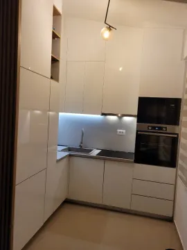 Rent, one bedroom apartment, 50m², Šušanj, Bar - image 5
