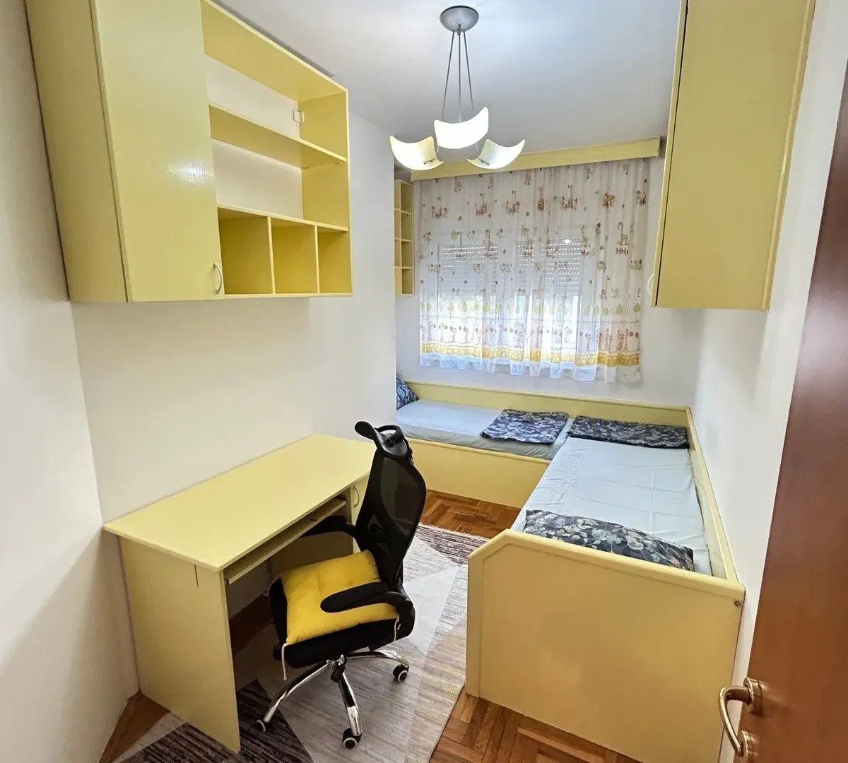 Izdavanje, dvosoban stan, 60m², Preko Morače, Podgorica