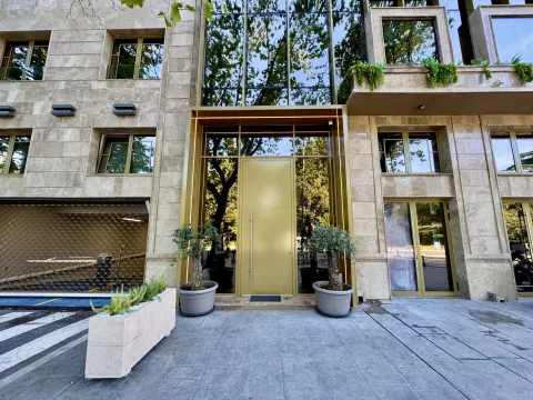 Izdavanje, poslovni prostor, 388m², Podgorica, Crna Gora - image 3