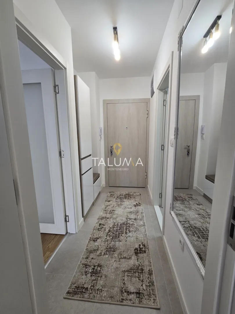 Rent, one bedroom apartment, 42m², Stari Aerodrom, Podgorica