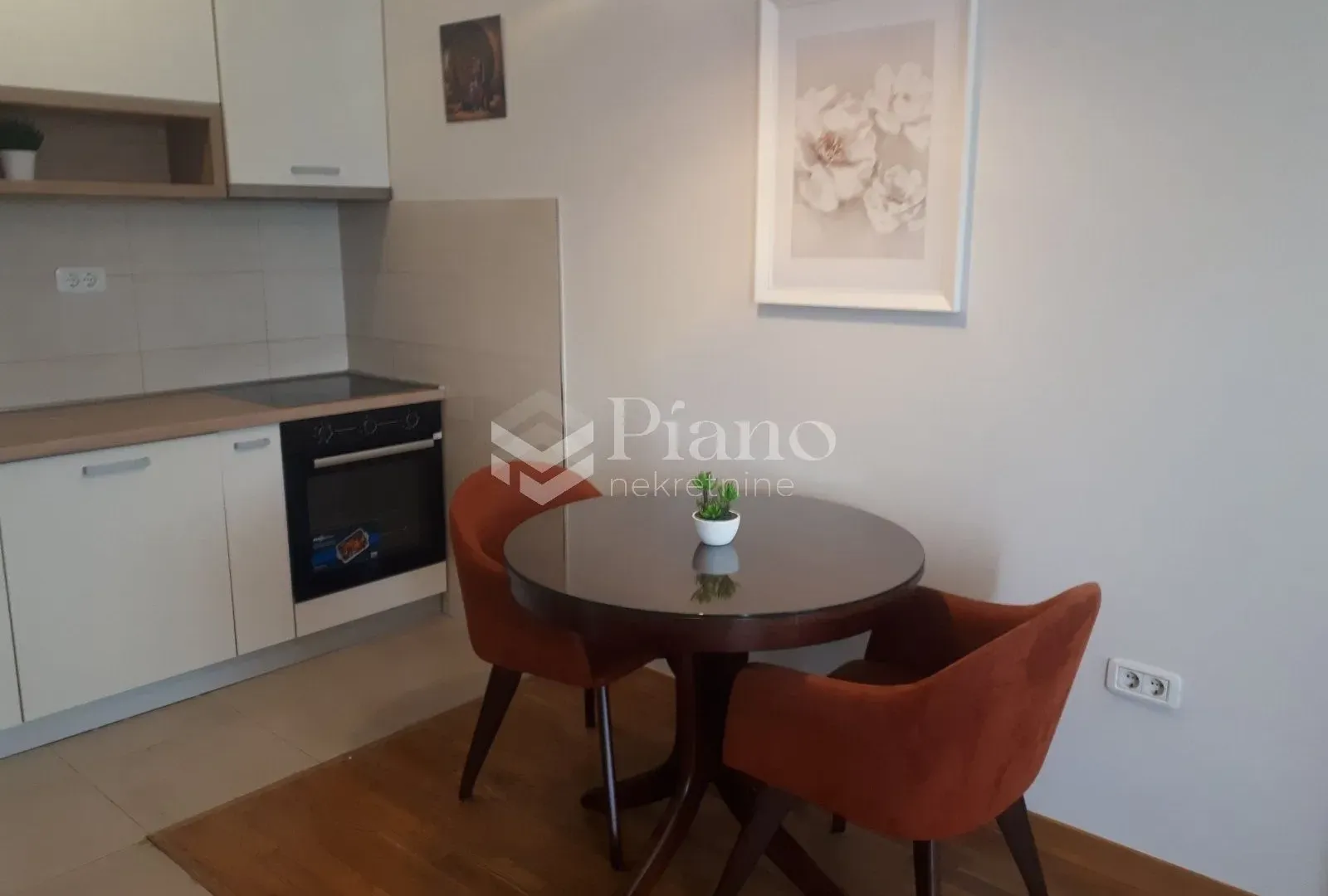 Rent, one bedroom apartment, 42m², City Kvart, Podgorica