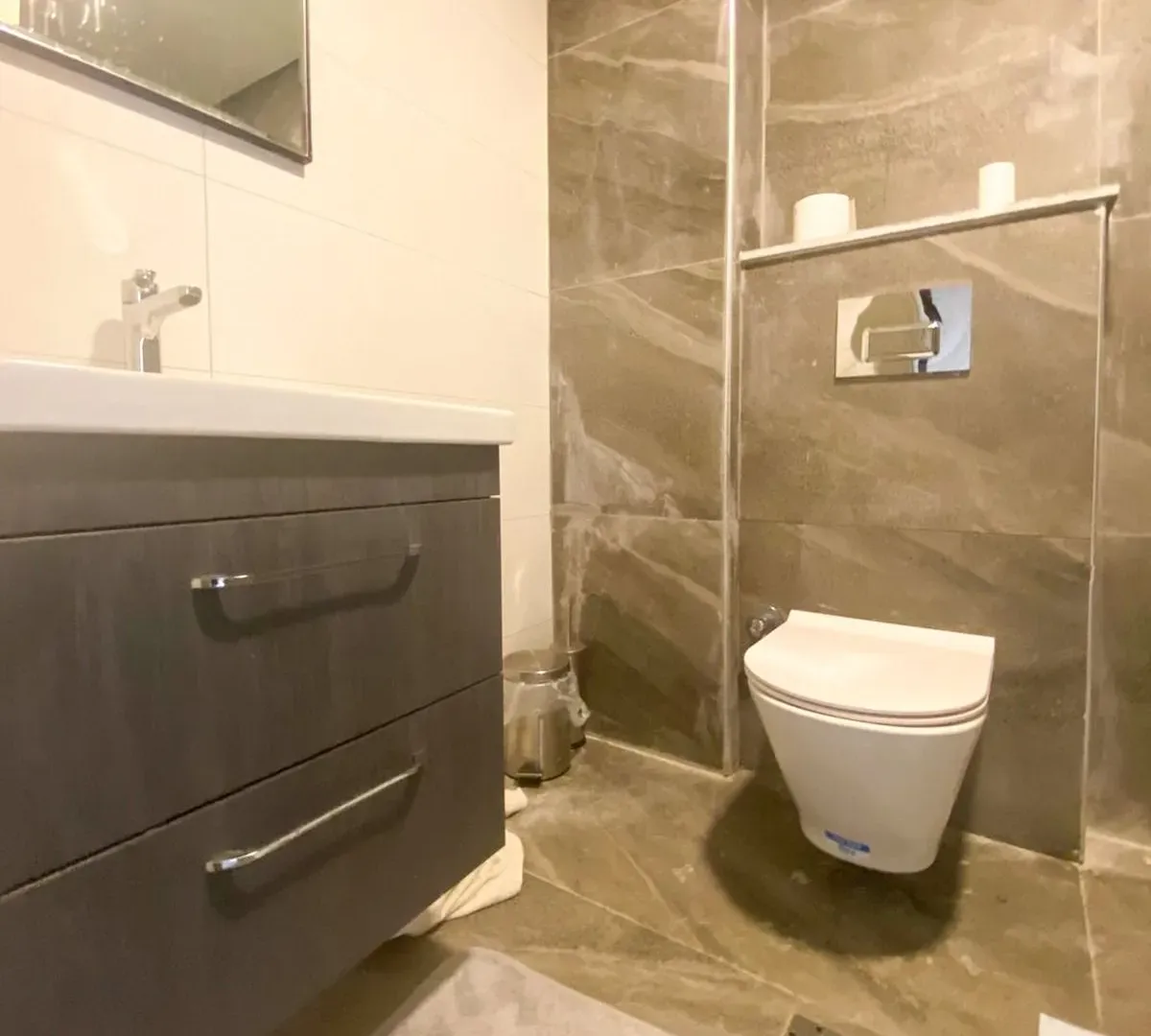 Izdavanje, stan, 120m², Topla, Herceg Novi